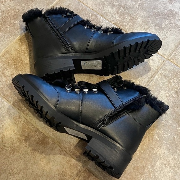 🆕 Nanette Lepore Imane faux fur leather lace up ankle boots rhinestone b… - Picture 5 of 10